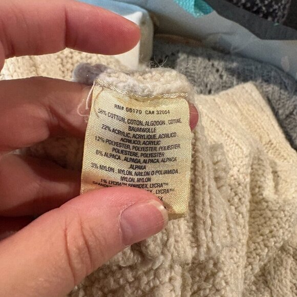 Anthropologie Sleeping on Snow Off-Shoulder Cream Sweater - Picture 6 of 6